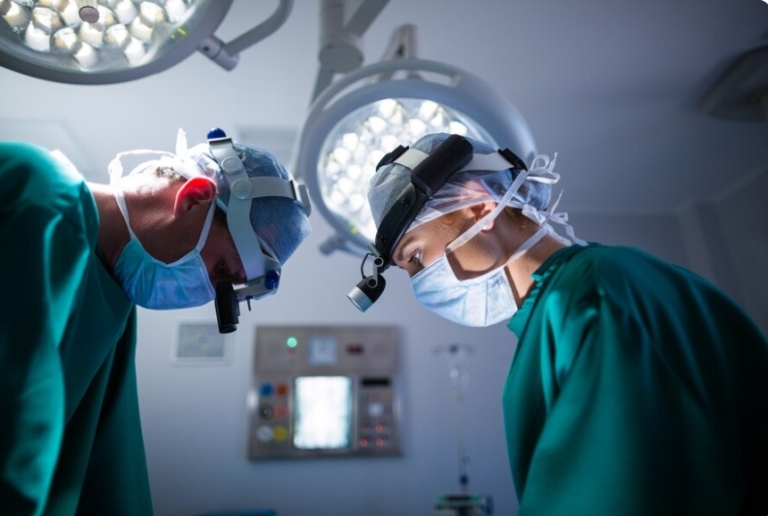 Chirurgia robotica in Italia: nuove applicazioni e vantaggi clinici